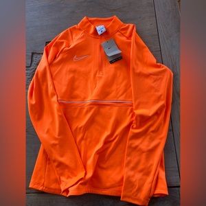 Nike Dri-fit women’s Academy Soccer Drill Top. Size  medium